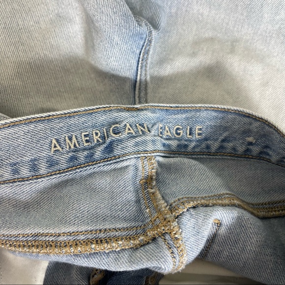 AMERICAN EAGLE OUTFITTERS light washed Mom Jeans light denim blue 4 regular - Picture 5 of 10